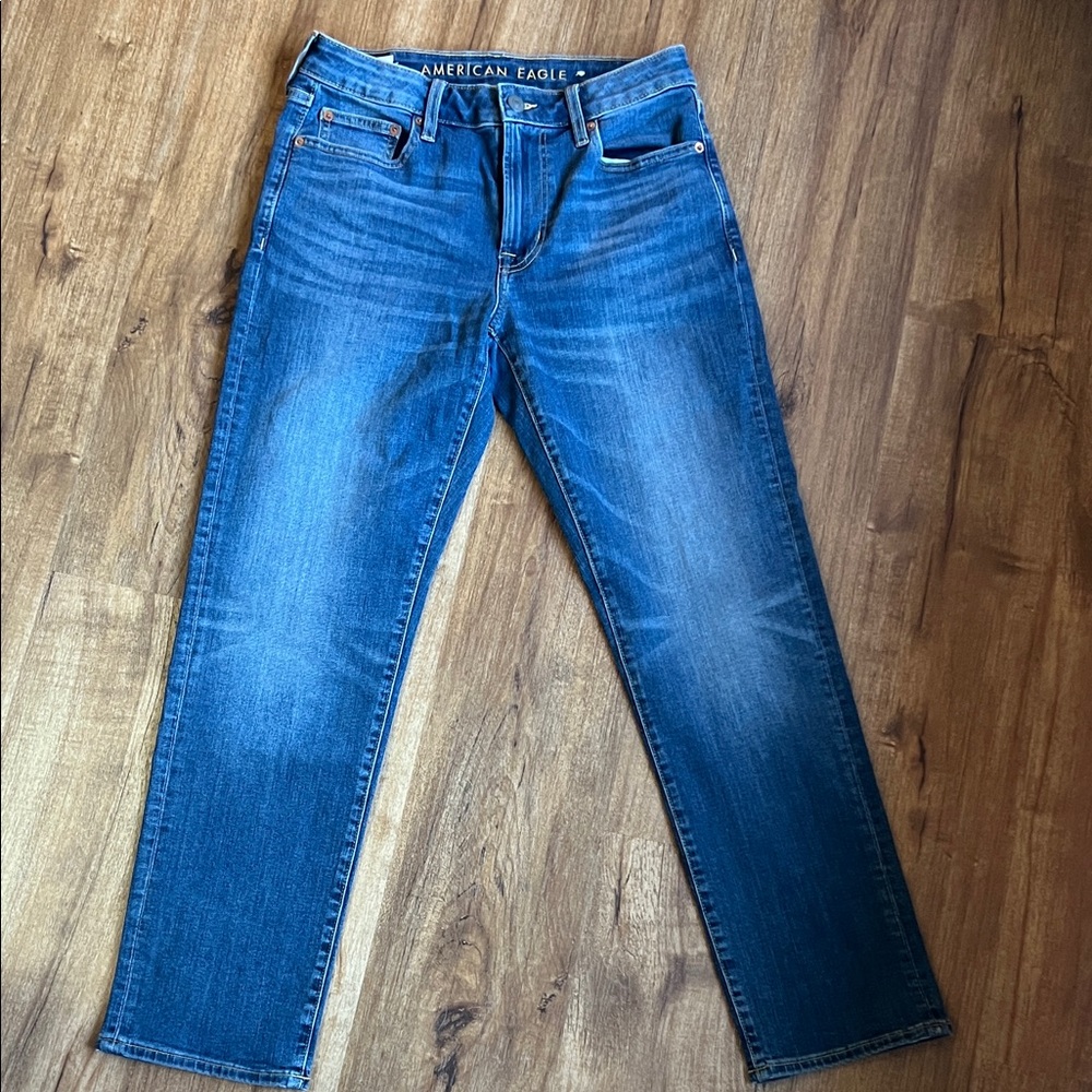 American Eagle Outfitters Men's Classic Blue Straight Jeans